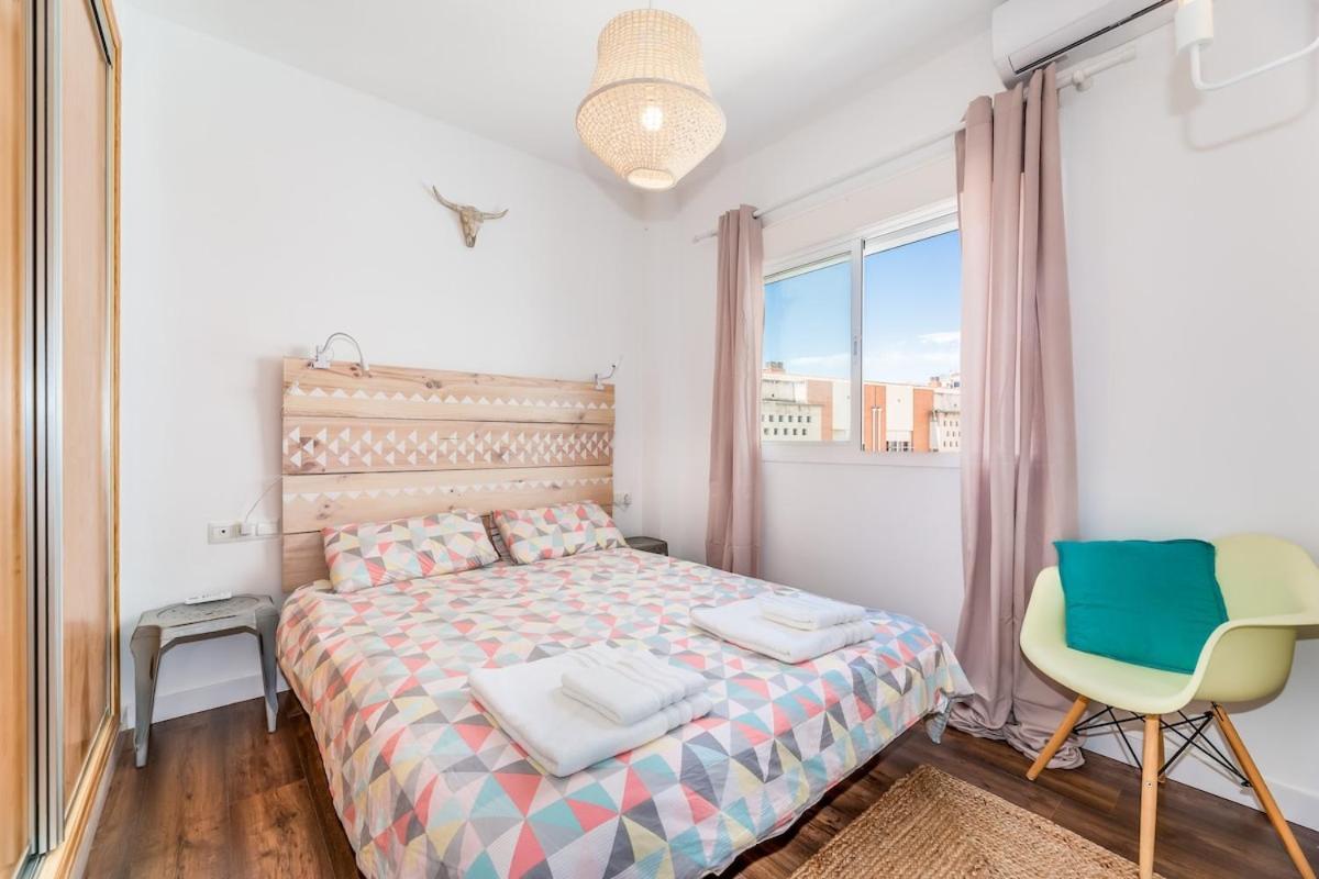 C29 - Trendy Central Apartment With Small Parking And Terrace Málaga Eksteriør billede